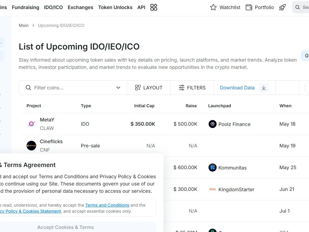 Comparison dashboard showing healthy vs toxic token launch tokenomics and on-chain distribution metrics