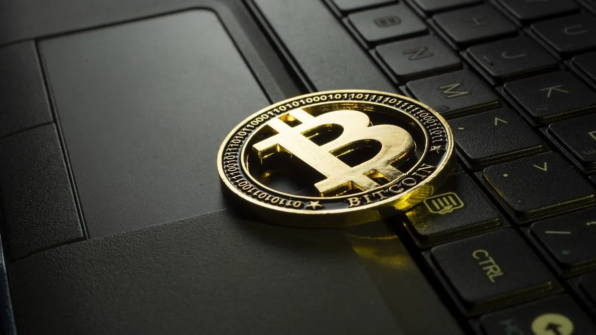 Major cryptocurrency ecosystems powered by blockchain technology including Bitcoin, Ethereum, and Solana
